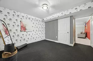 18 Lois Ln, Lexington, MA 02420 - Photo 35