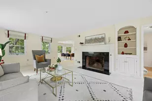 18 Lois Ln, Lexington, MA 02420 - Photo 3