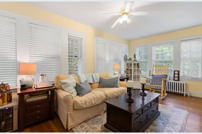 114 South Border Road, Medford, MA 02155 - Photo 9