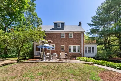 114 South Border Road, Medford, MA 02155 - Photo 3
