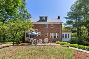 114 S Border Rd, Medford, MA 02155 - Photo 3