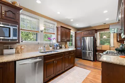 114 South Border Road, Medford, MA 02155 - Photo 13