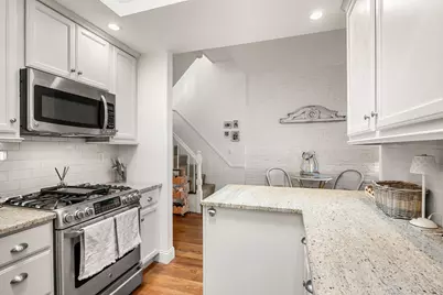198 Saint Botolph St #9, Boston, MA 02115 - Photo 7