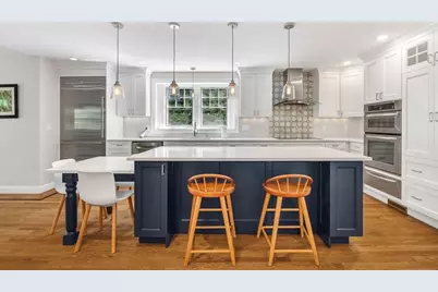 703 Boston Post Rd, Weston, MA 02493 - Photo 9