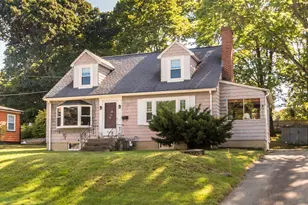 17 Galen St, Waltham, MA 02451 - Photo 3