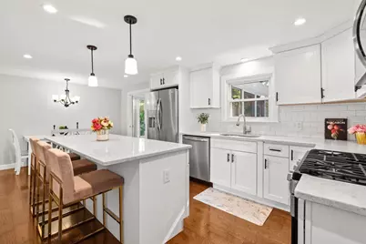 37 Andrews St, Medford, MA 02155 - Photo 7