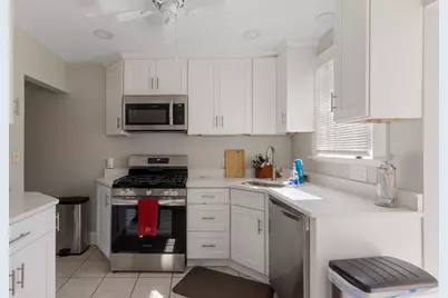 428 Boylston St, Brookline, MA 02445 - Photo 3