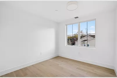 17 Jewett Place #2, Newton, MA 02458 - Photo 21