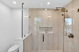 17 Jewett Pl, Newton, MA 02458 - Photo 19