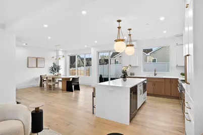 17 Jewett Place #2, Newton, MA 02458 - Photo 9