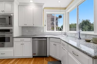 46 Slade St #46, Belmont, MA 02478 - Photo 3