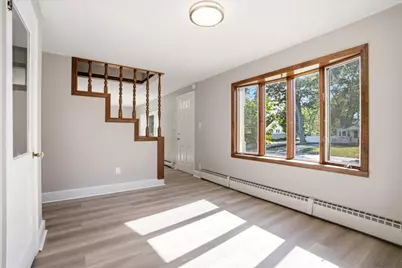 6 Pleasant St, Chelmsford, MA 01824 - Photo 7