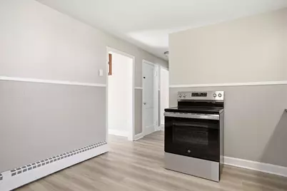 6 Pleasant St, Chelmsford, MA 01824 - Photo 11