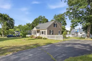 6 Pleasant St, Chelmsford, MA 01824 - Photo 37