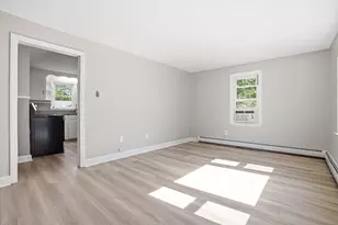 6 Pleasant St, Chelmsford, MA 01824 - Photo 17
