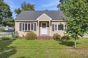 6 Pleasant St, Chelmsford, MA 01824 - Photo 1