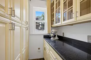 36 Walton St, Boston, MA 02124 - Photo 11