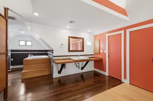 36 Walton St, Boston, MA 02124 - Photo 25