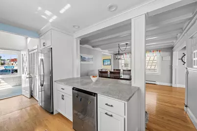 331 Beach Ave, Hull, MA 02045 - Photo 9