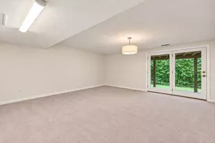 2002 Pheasant Creek Ln, Peabody, MA 01960 - Photo 25