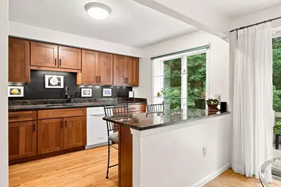 2002 Pheasant Creek Lane #2002, Peabody, MA 01960 - Photo 3