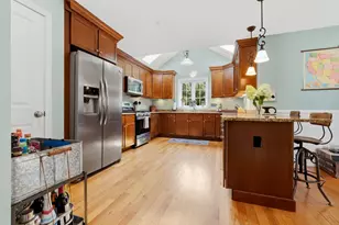 9 Comanche Cir, Haverhill, MA 01835 - Photo 11