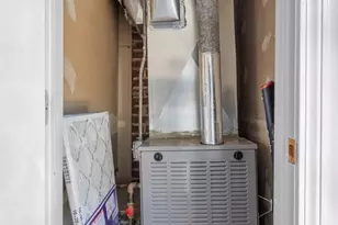 33 Plant Rd, Waltham, MA 02451 - Photo 29