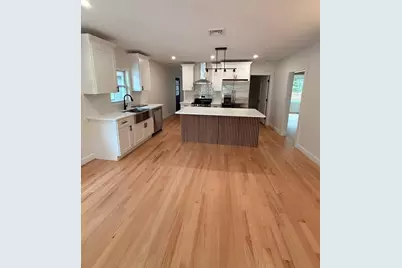 23 Murray Hill Rd, Medford, MA 02155 - Photo 9