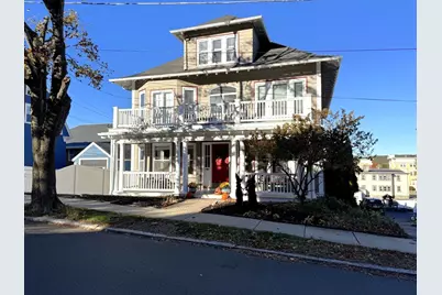 10 Chestnut Street #2L, Melrose, MA 02176 - Photo 1