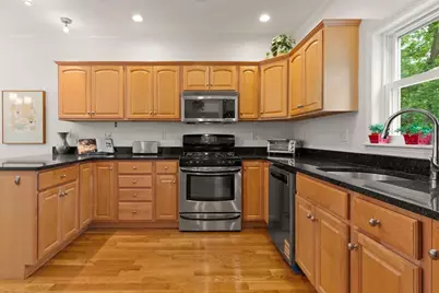51 Wyman Ter #B, Arlington, MA 02474 - Photo 9