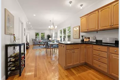 51 Wyman Ter #B, Arlington, MA 02474 - Photo 11