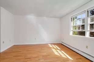 74 Roper St, Lowell, MA 01852 - Photo 17