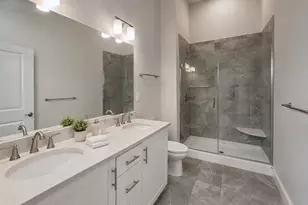 320 Middlesex Ave, Medford, MA 02155 - Photo 17