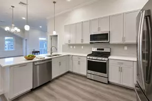 320 Middlesex Ave, Medford, MA 02155 - Photo 5