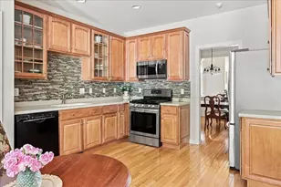 40 Stonebridge Dr, Hanson, MA 02341 - Photo 5