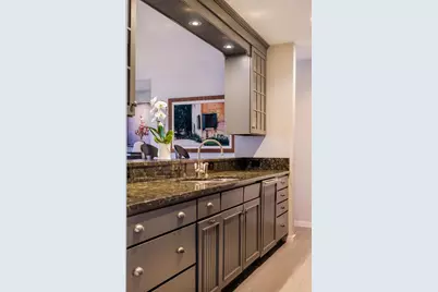 103 Bellevue St #4, Newton, MA 02458 - Photo 9