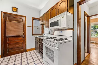 10 Joyce Kilmer Rd, Boston, MA 02132 - Photo 7