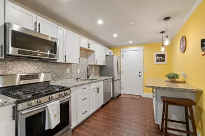 645 W Lowell Ave #4, Haverhill, MA 01832 - Photo 1