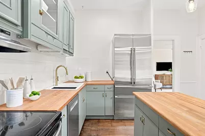 9 Peabody St #9, Newton, MA 02458 - Photo 9