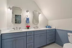 17 Willow Ave, Somerville, MA 02144 - Photo 19