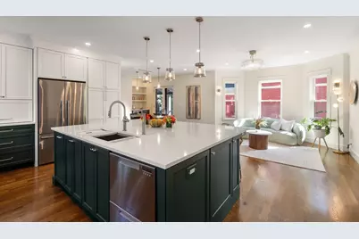 17 Willow Ave #2, Somerville, MA 02144 - Photo 1