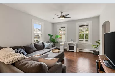 8 Cliff St, Malden, MA 02148 - Photo 17