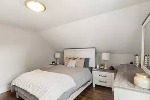 8 Cliff St, Malden, MA 02148 - Photo 25