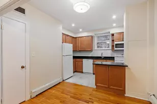 159 St Paul St, Brookline, MA 02446 - Photo 15