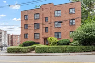 159 St Paul St, Brookline, MA 02446 - Photo 1