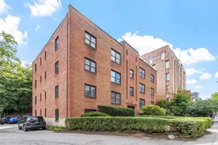 159 St Paul St, Brookline, MA 02446 - Photo 5
