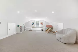 98 Beethoven Ave, Newton, MA 02468 - Photo 19