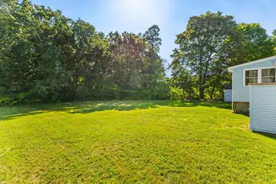 109 Lincoln Rd, Rockland, MA 02370 - Photo 7
