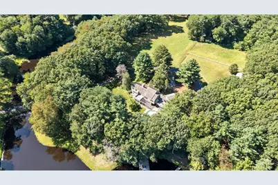 225 Mill Street, Raynham, MA 02767 - Photo 9