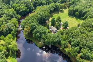 225 Mill St, Raynham, MA 02767 - Photo 17